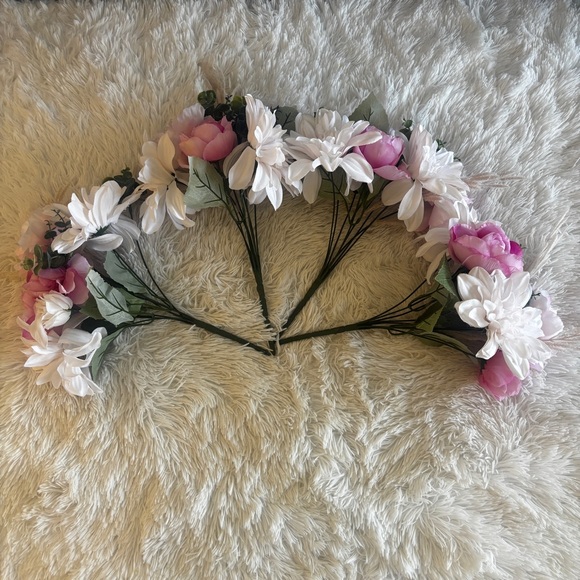 Other - Faux Floral Bouquet Arrangement Set of 4